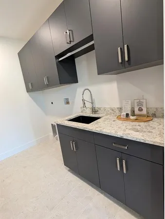 $2,549,000 | 2110 Michele Drive, Sarasota, FL 34231