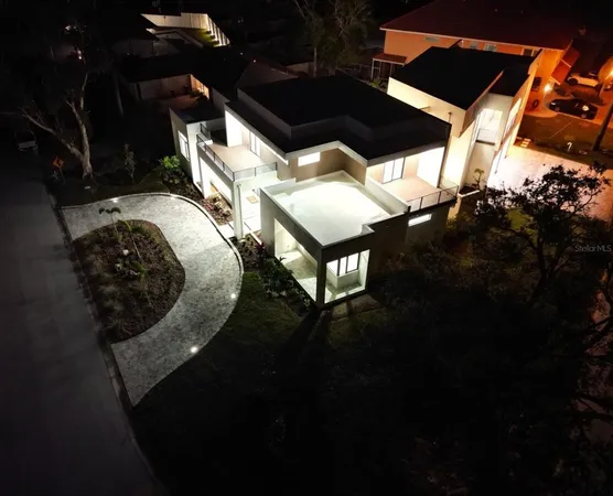$2,549,000 | 2110 Michele Drive, Sarasota, FL 34231