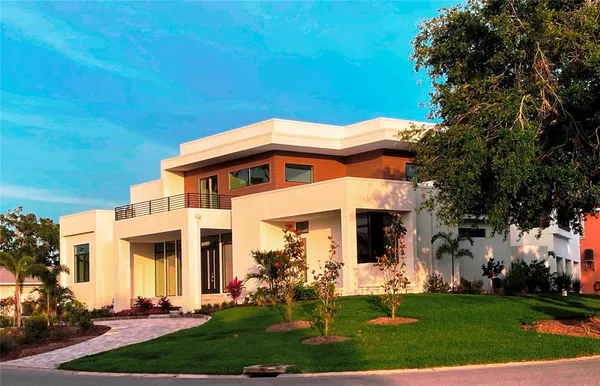 $2,549,000 | 2110 Michele Drive, Sarasota, FL 34231