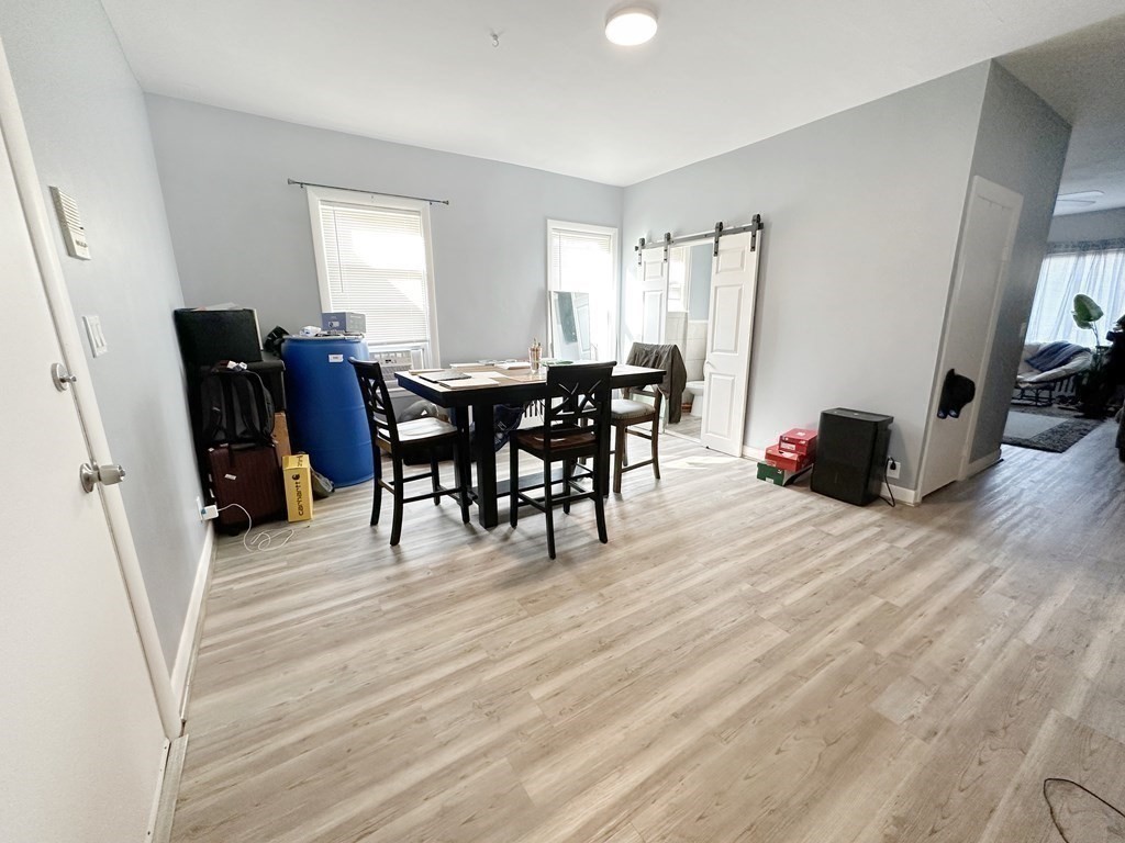 712-722 Eastern Avenue Fall River, MA 02723 - Photo 11 of 30