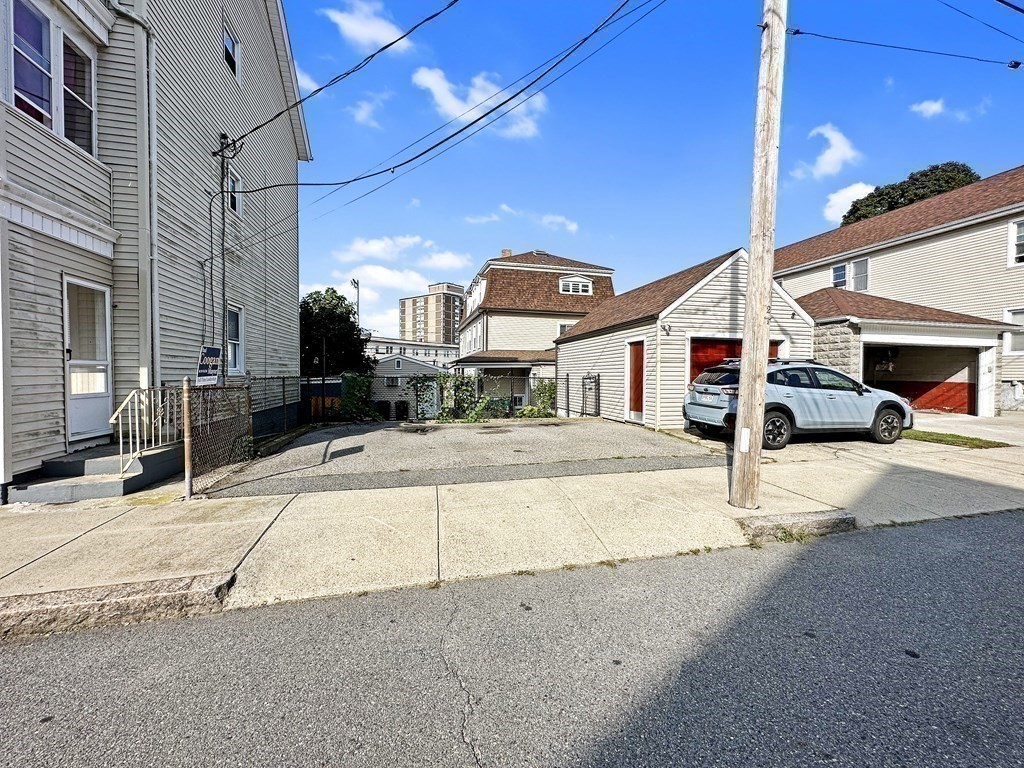 712-722 Eastern Avenue Fall River, MA 02723 - Photo 27 of 30