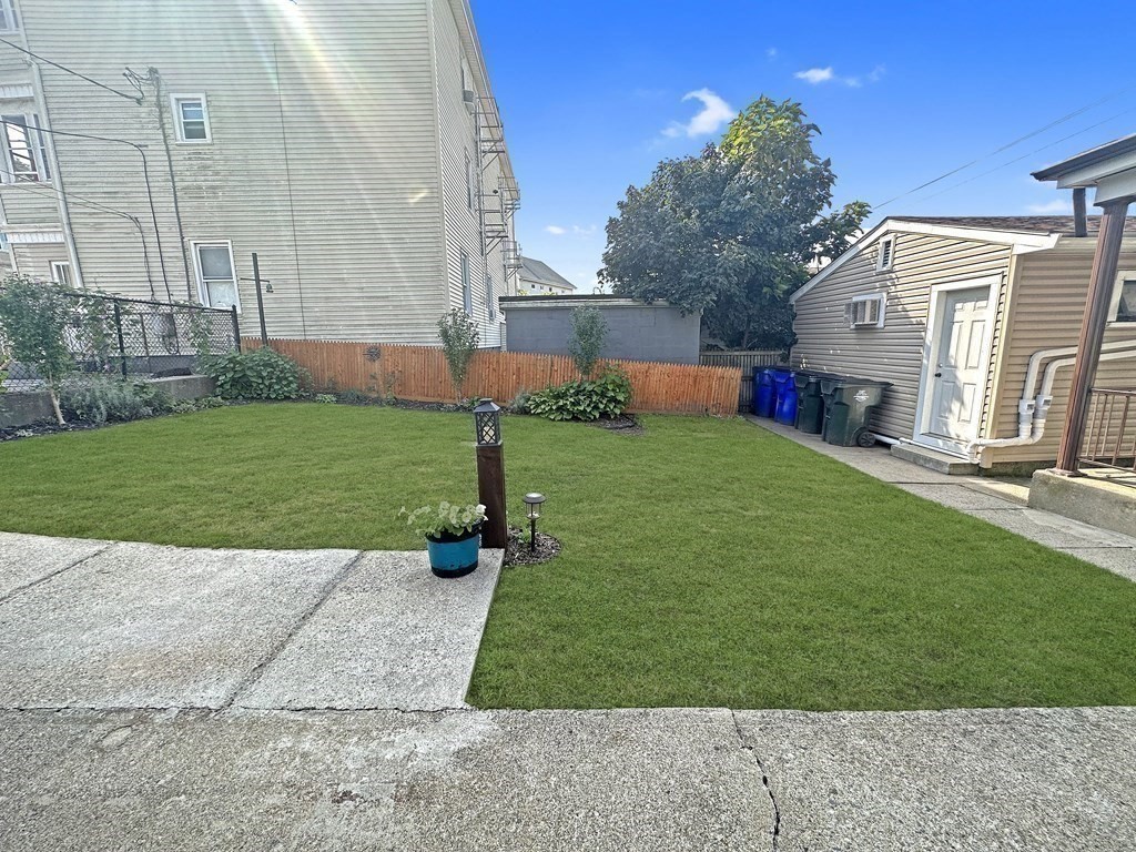 712-722 Eastern Avenue Fall River, MA 02723 - Photo 7 of 30