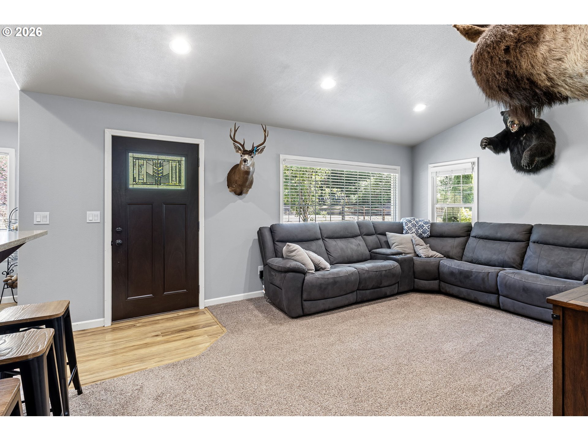 1462 Schad Road Elkton, OR 97436 - Photo 21 of 48 Living Room