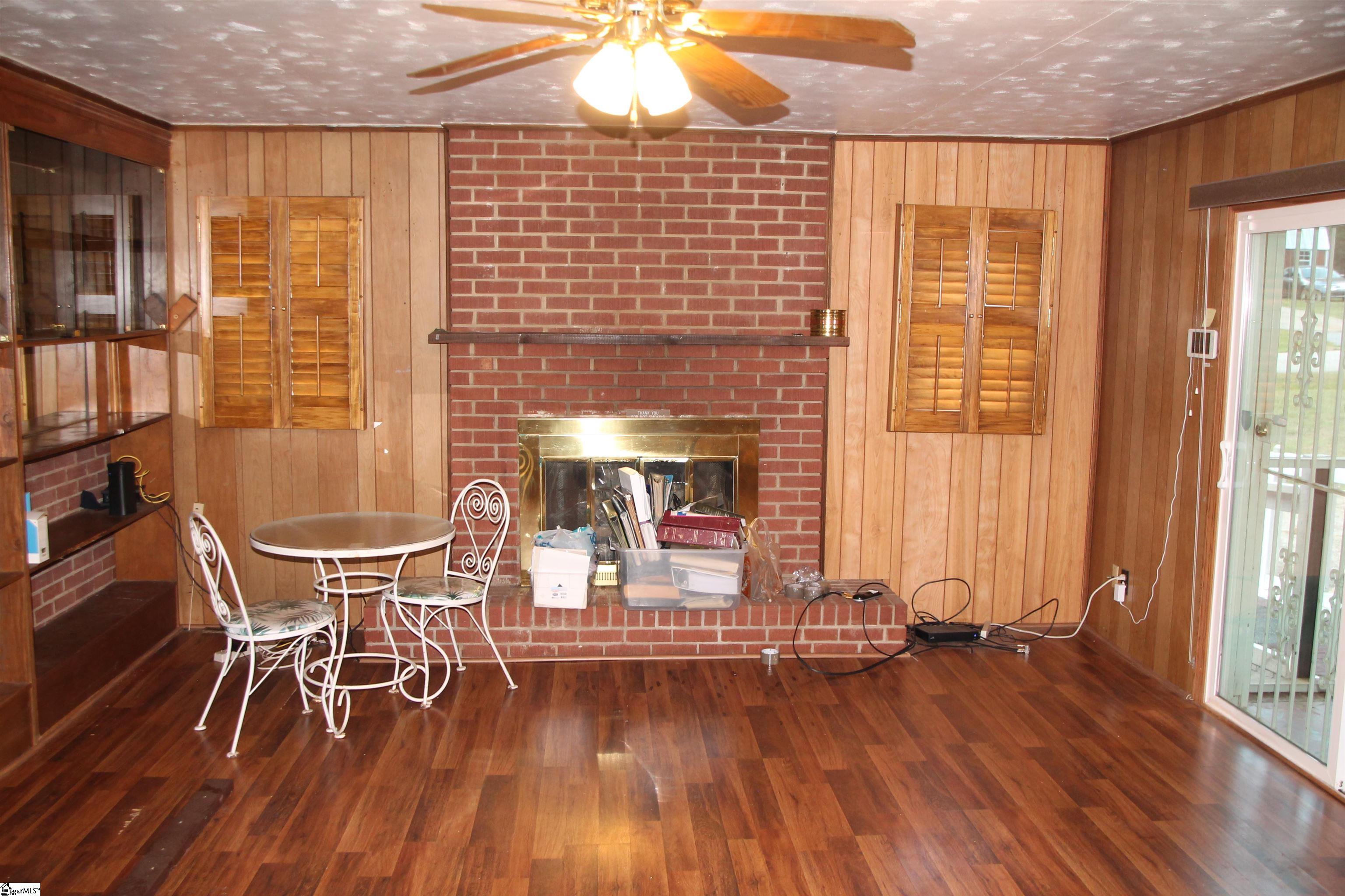 109 Riddle Street Laurens, SC 29360 - Photo 9 of 23 Gallery Image 9