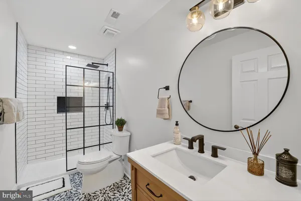$1,195,000 | 5223 Grenock Drive, Lothian, MD 20711