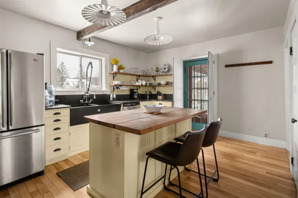 $825,000 | 406 Maple Street, Stowe, VT 05672