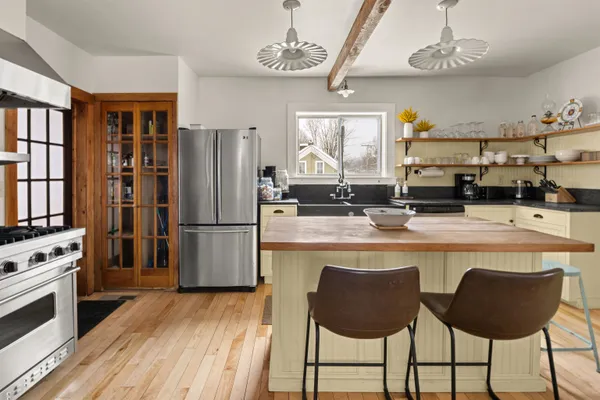 $825,000 | 406 Maple Street, Stowe, VT 05672