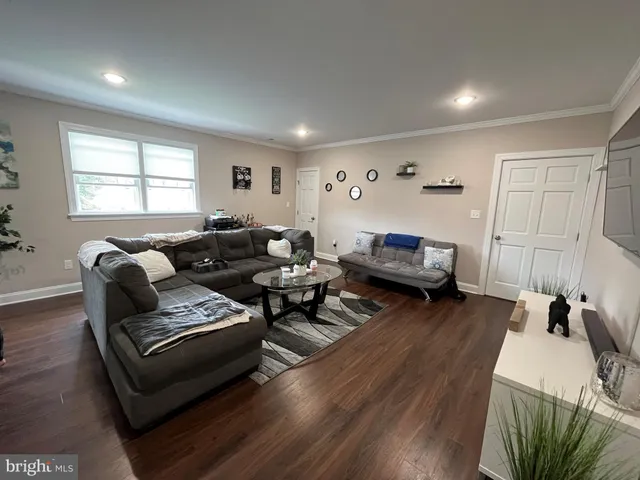 $2,300 | 711 Yardley Commons, Yardley, PA 19067