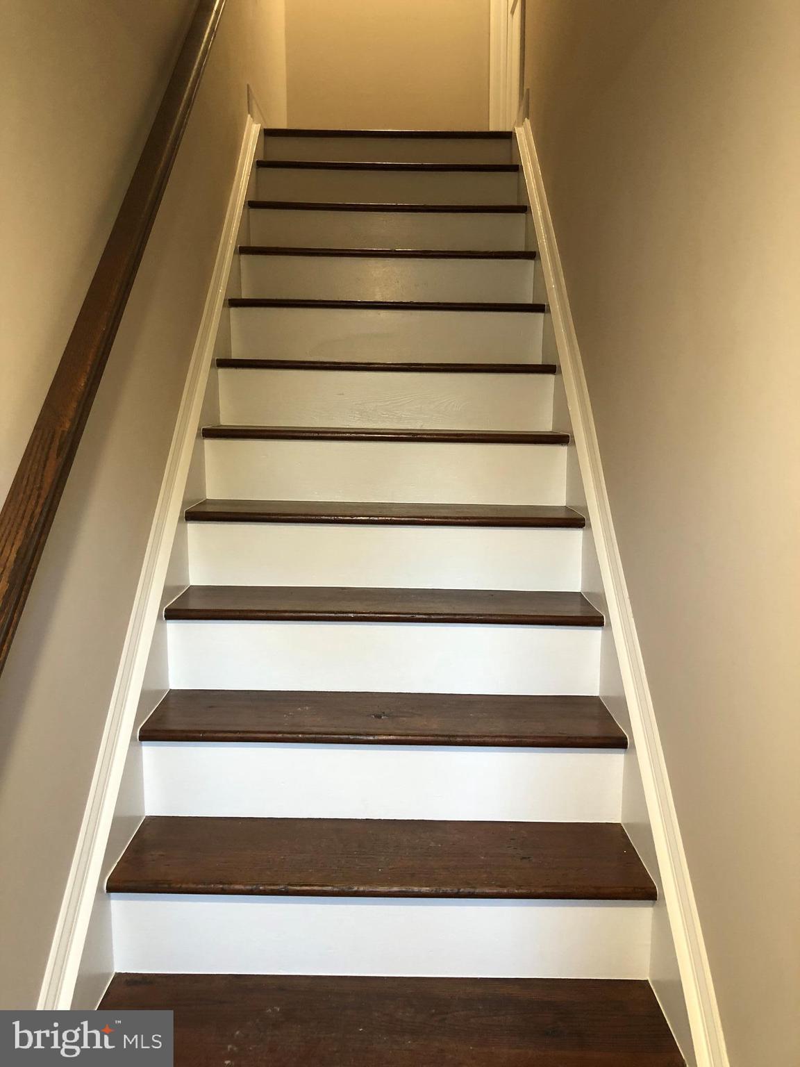 711 Yardley Commons Yardley, PA 19067 - Photo 9 of 9 Stairs