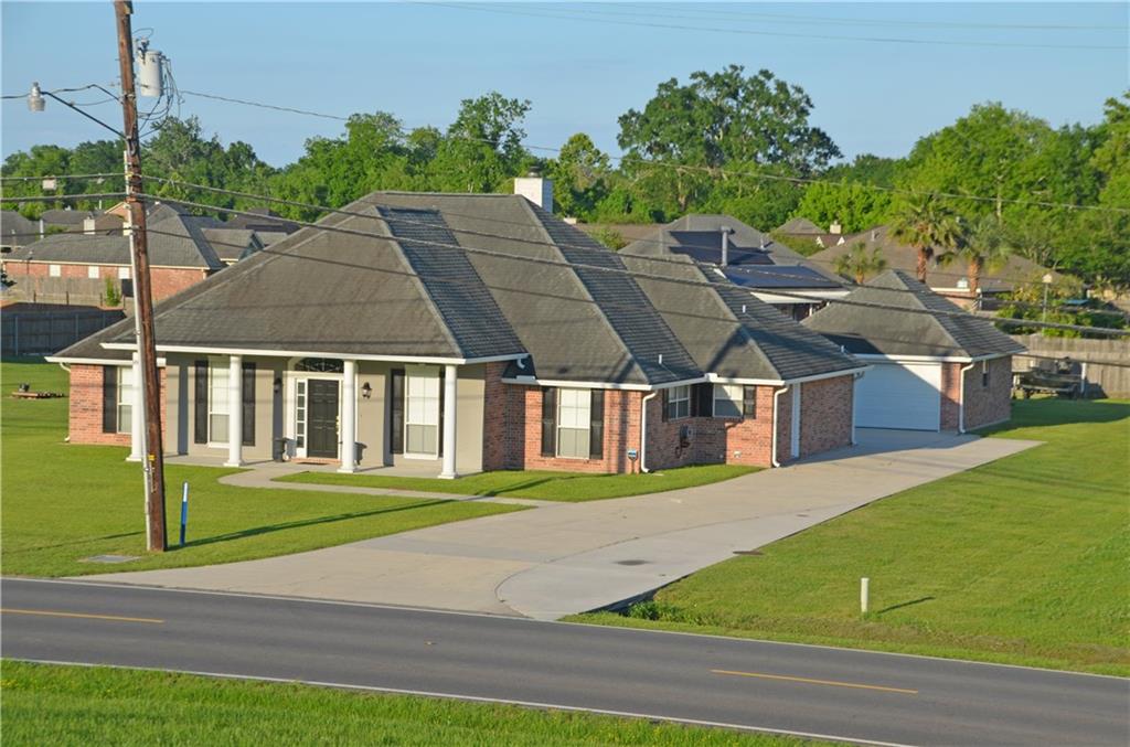 18092 River Road Montz, LA 70068 - Photo 3 of 35