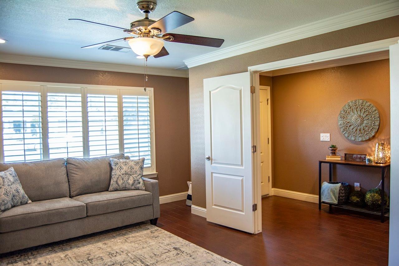 1259 West Eymann Avenue Reedley, CA 93654 - Photo 5 of 24 Gallery Image 5