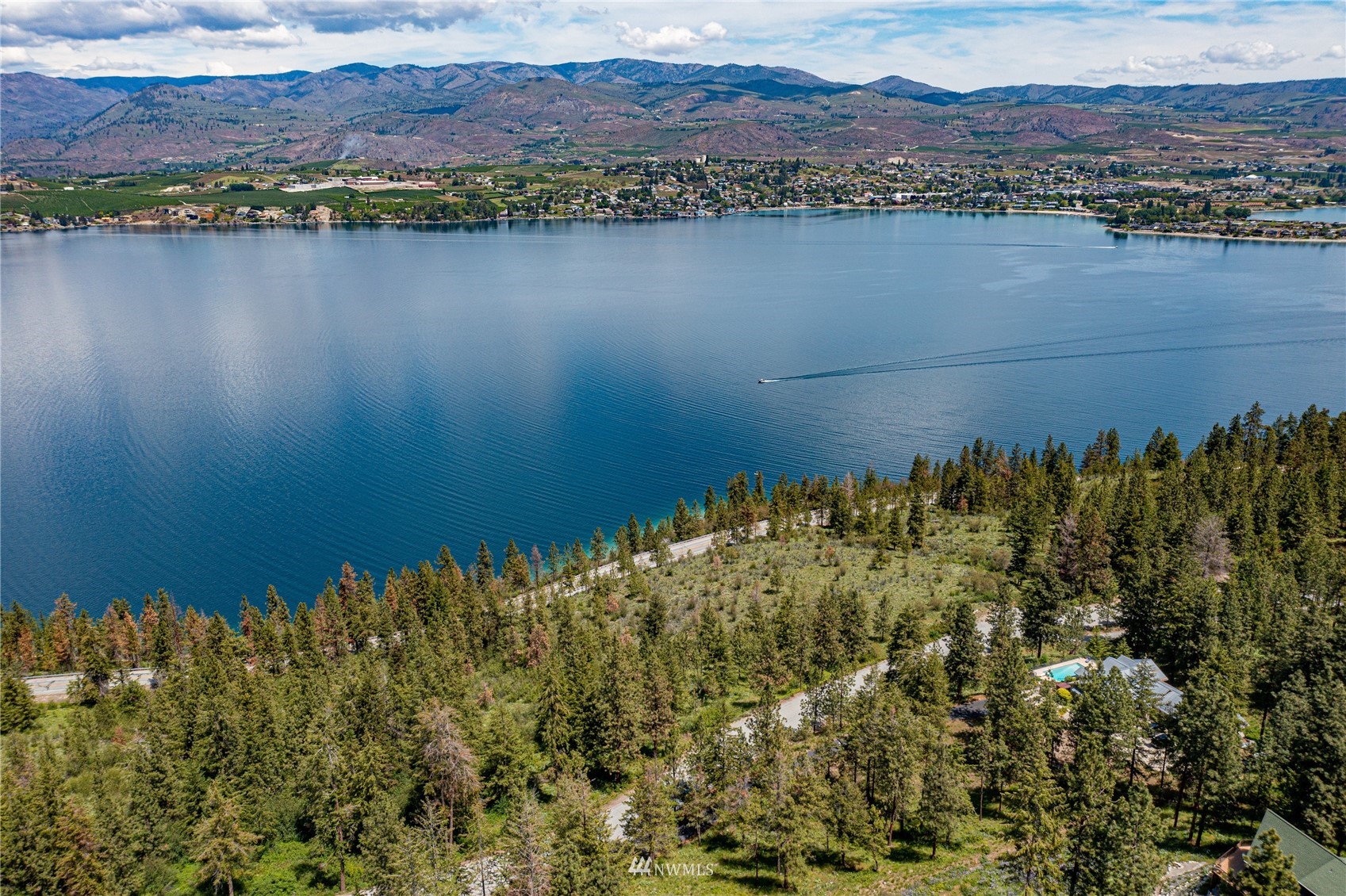 7395 Ridgeview Drive Chelan, WA 98816 - Photo 6 of 24 Gallery Image 6