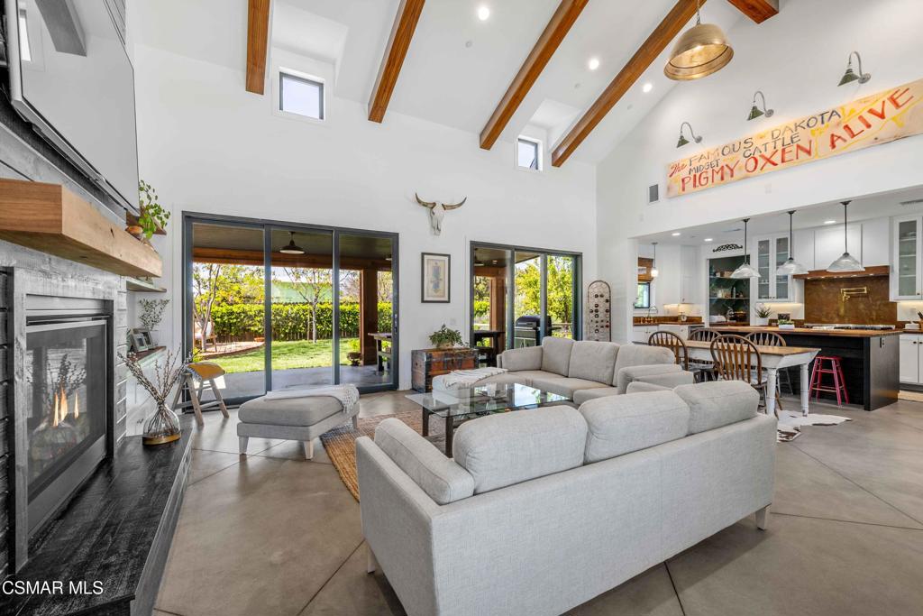 4637 Adam Road Simi Valley, CA 93063 - Photo 18 of 70