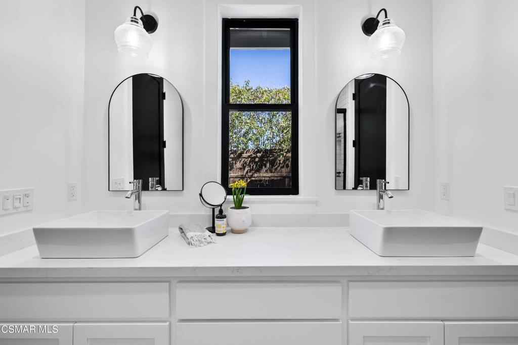 4637 Adam Road Simi Valley, CA 93063 - Photo 7 of 70