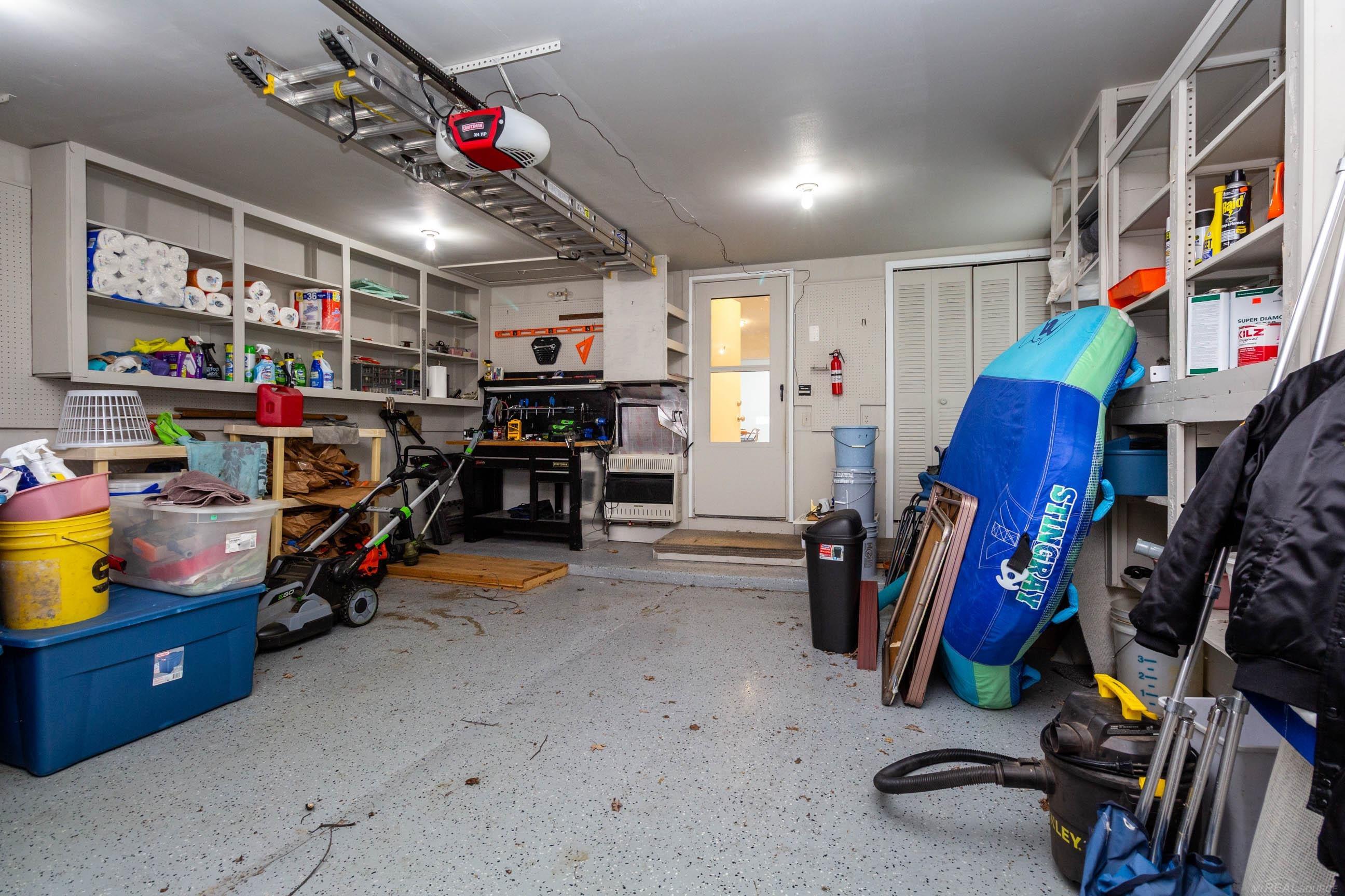 7249 Bluebill Road Algonac, MI 48001 - Photo 28 of 38 50174916-13c99a9c-2d4c-4514-95d2-4ee2d4d32377.JPG