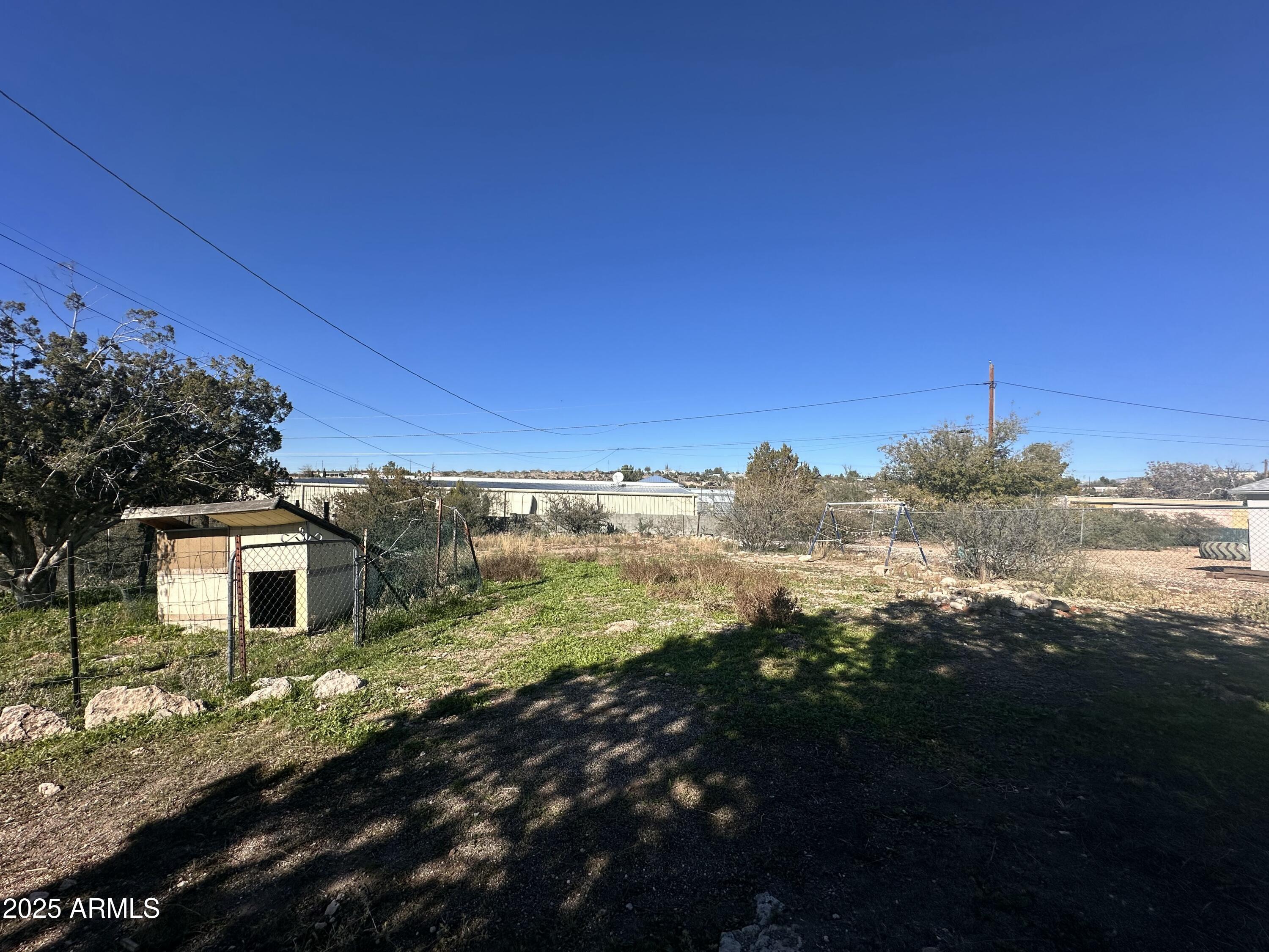 3280 East Maybe Manana Way Rimrock, AZ 86335 - Photo 6 of 16 Dog run