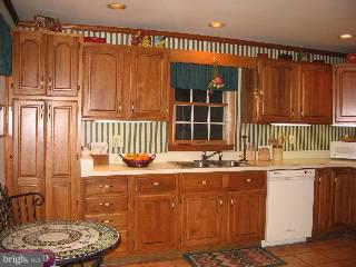 172 Franklyn Road Ewing, NJ 08628 - Photo 5 of 6