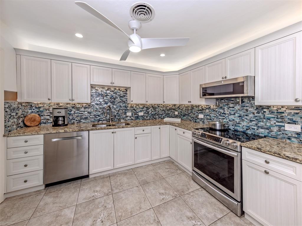 500 Alhambra Road Venice, FL 34285 - Photo 19 of 53