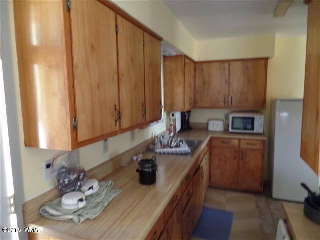 2213 Raven Road Show Low, AZ 85901 - Photo 10 of 12