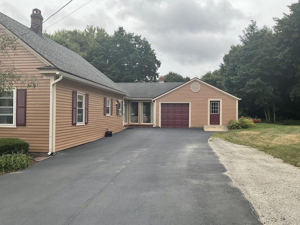 324 Forge Village Road Groton, MA 01450 - Photo 2 of 30