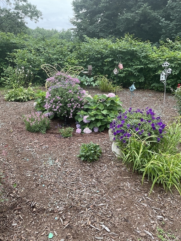 324 Forge Village Road Groton, MA 01450 - Photo 5 of 30