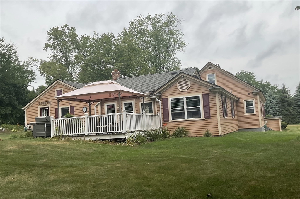 324 Forge Village Road Groton, MA 01450 - Photo 7 of 30