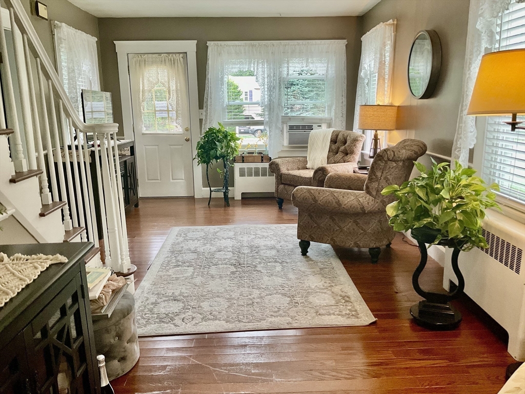 324 Forge Village Road Groton, MA 01450 - Photo 9 of 30