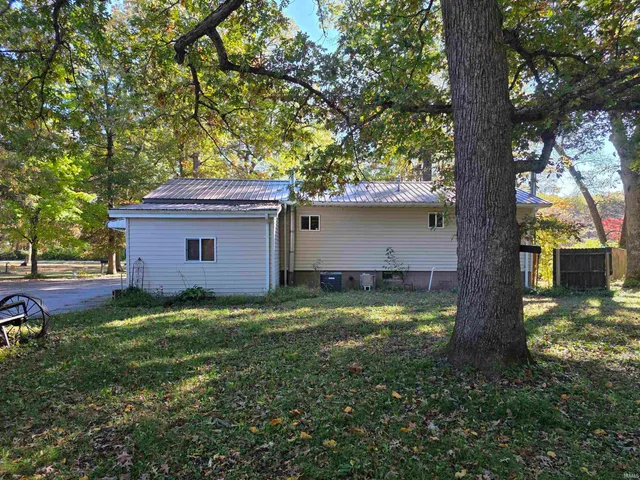 $164,900 | 8255 South 900 West, San Pierre, IN 46374