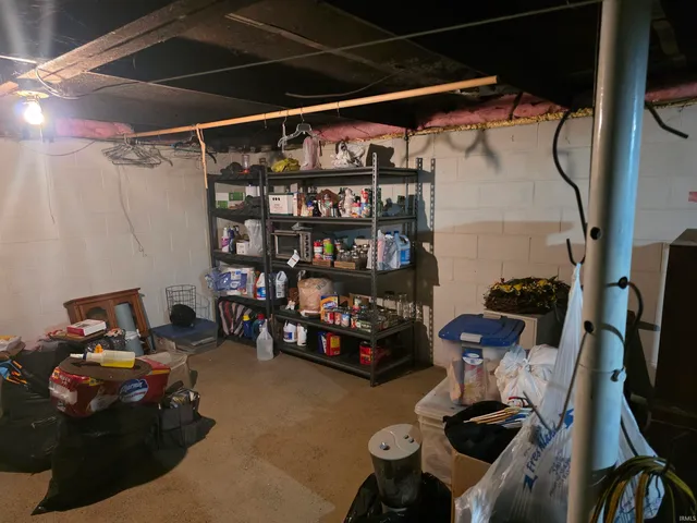 $164,900 | 8255 South 900 West, San Pierre, IN 46374