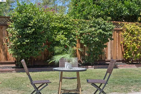 $835,000 | 15915 Via Toledo, San Lorenzo, CA 94580