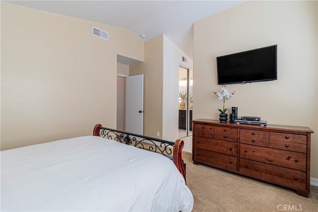 5689 Applecross Drive Riverside, CA 92507 - Photo 28 of 39 Primary Bedroom