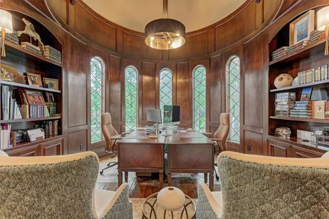 $1,299,900 | 106 Fairwater Drive, Montgomery, TX 77356