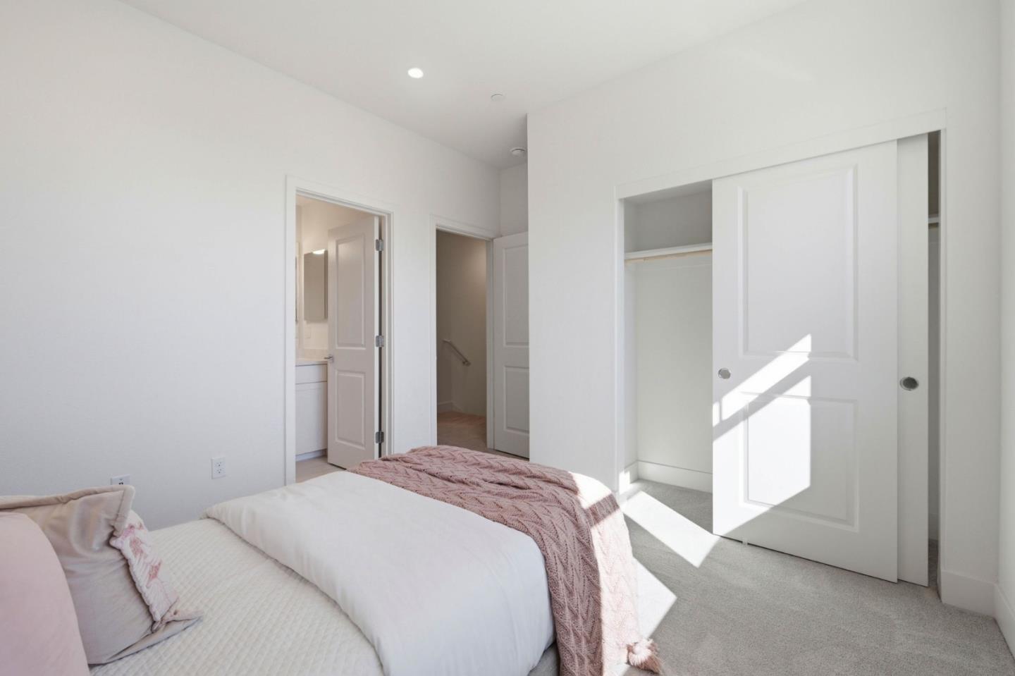 2739 Oak Road Walnut Creek, CA 94597 - Photo 15 of 22