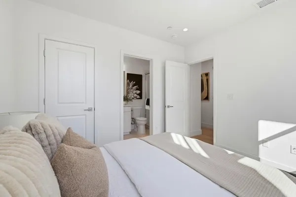 $1,148,000 | 2739 Oak Road, Walnut Creek, CA 94597