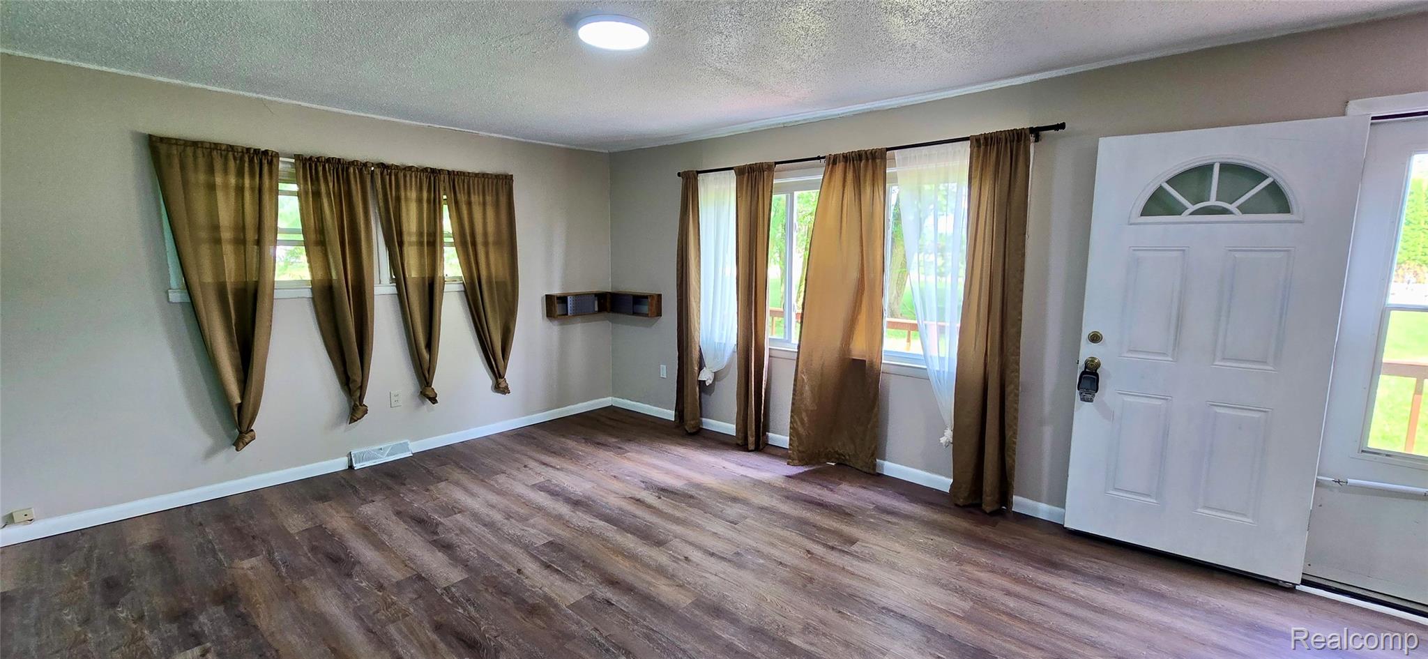 Frost Living Room.jpg