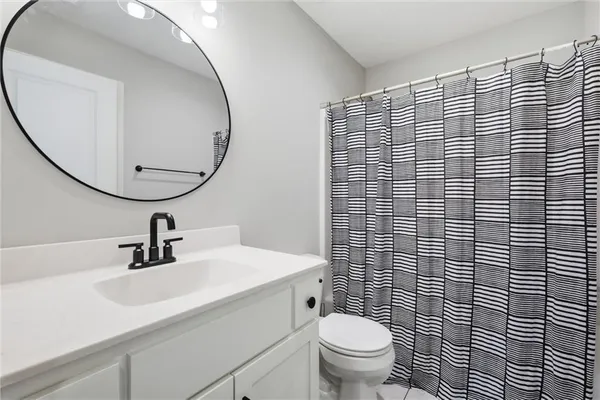 $384,900 | 20705 Copper Creek Drive, Peculiar, MO 64078
