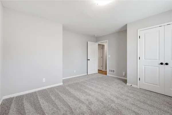 $384,900 | 20705 Copper Creek Drive, Peculiar, MO 64078