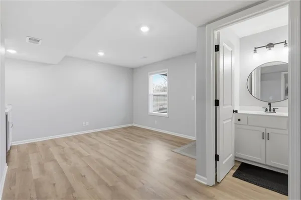 $384,900 | 20705 Copper Creek Drive, Peculiar, MO 64078