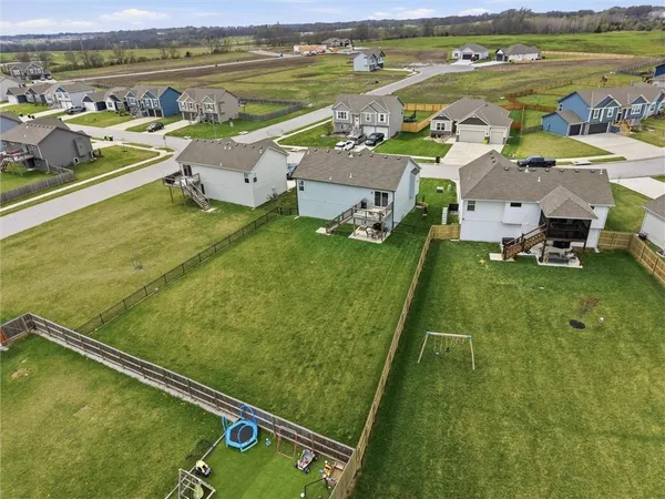 $384,900 | 20705 Copper Creek Drive, Peculiar, MO 64078