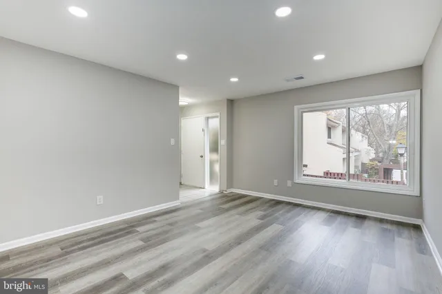 $524,990 | 2394 Southgate Square, Reston, VA 20191