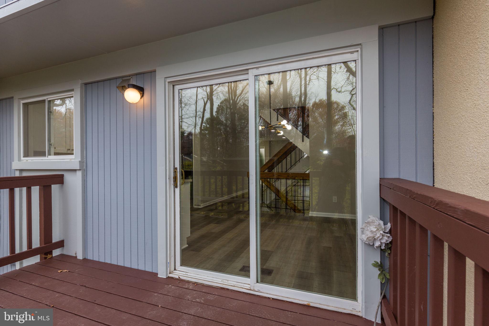 2394 Southgate Square Reston, VA 20191 - Photo 49 of 58 deck