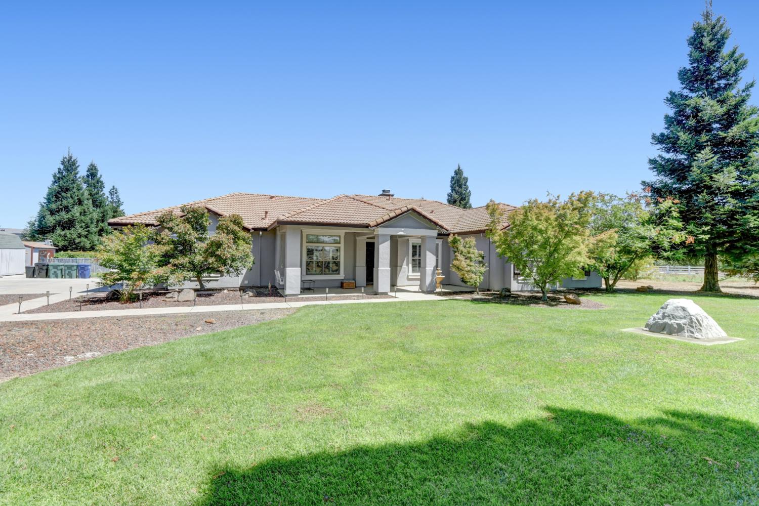 9595 Stablegate Road Wilton, CA 95693 - Photo 1 of 63 Gallery Image 1