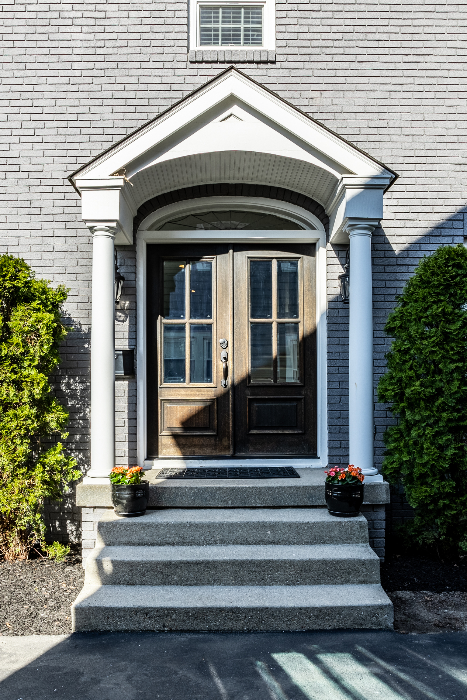 215 Blue Ridge Road Indianapolis, IN 46208 - Photo 4 of 44