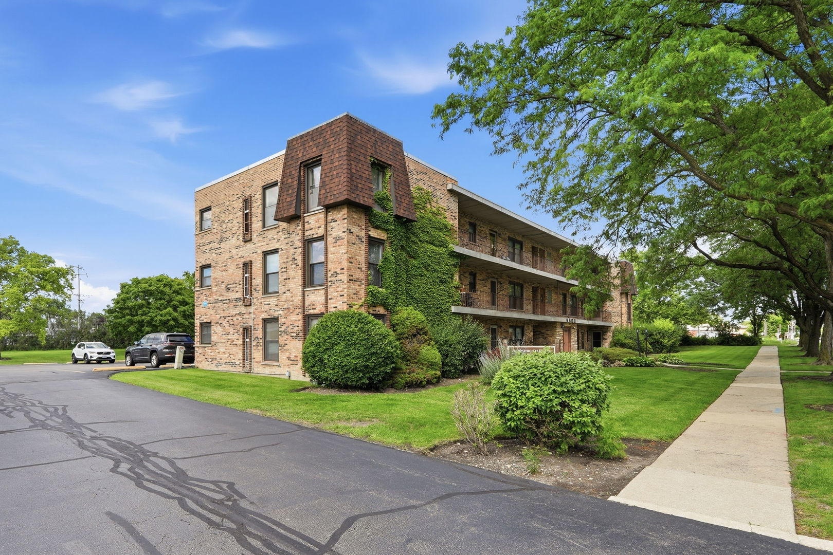 2600 Oakton Street, Unit 1E Park Ridge, IL 60068 - Photo 16 of 19