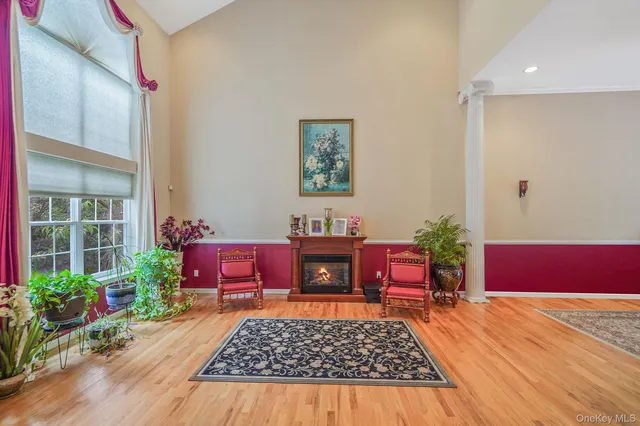 $999,999 | 7 Sara Court, Nesconset, NY 11767