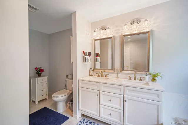 $999,999 | 7 Sara Court, Nesconset, NY 11767