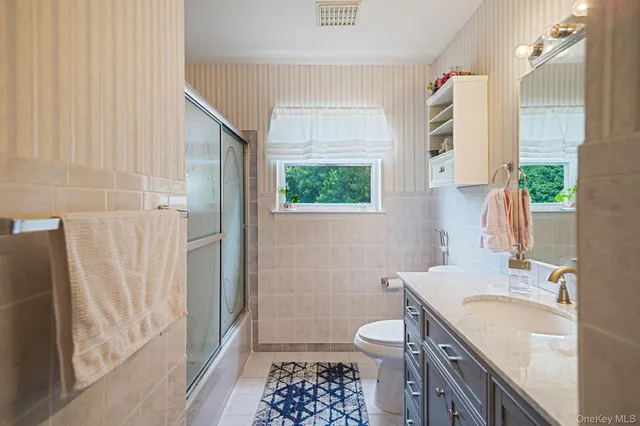 $999,999 | 7 Sara Court, Nesconset, NY 11767