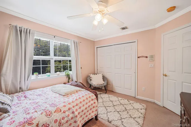 $999,999 | 7 Sara Court, Nesconset, NY 11767