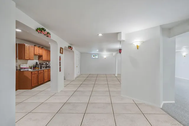 $999,999 | 7 Sara Court, Nesconset, NY 11767