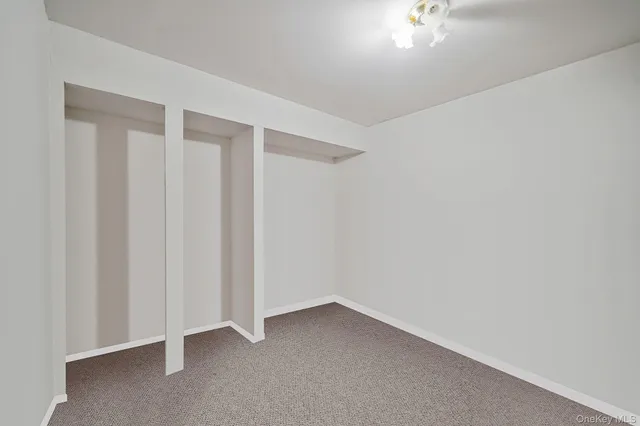 $999,999 | 7 Sara Court, Nesconset, NY 11767